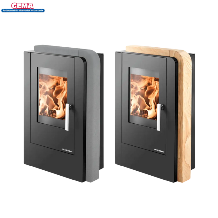 Zwei schwarze Holzofen Kaminofen Aruba Easy von Haas + Sohn 6 kW mit unterschiedlichen Seitenteilen
